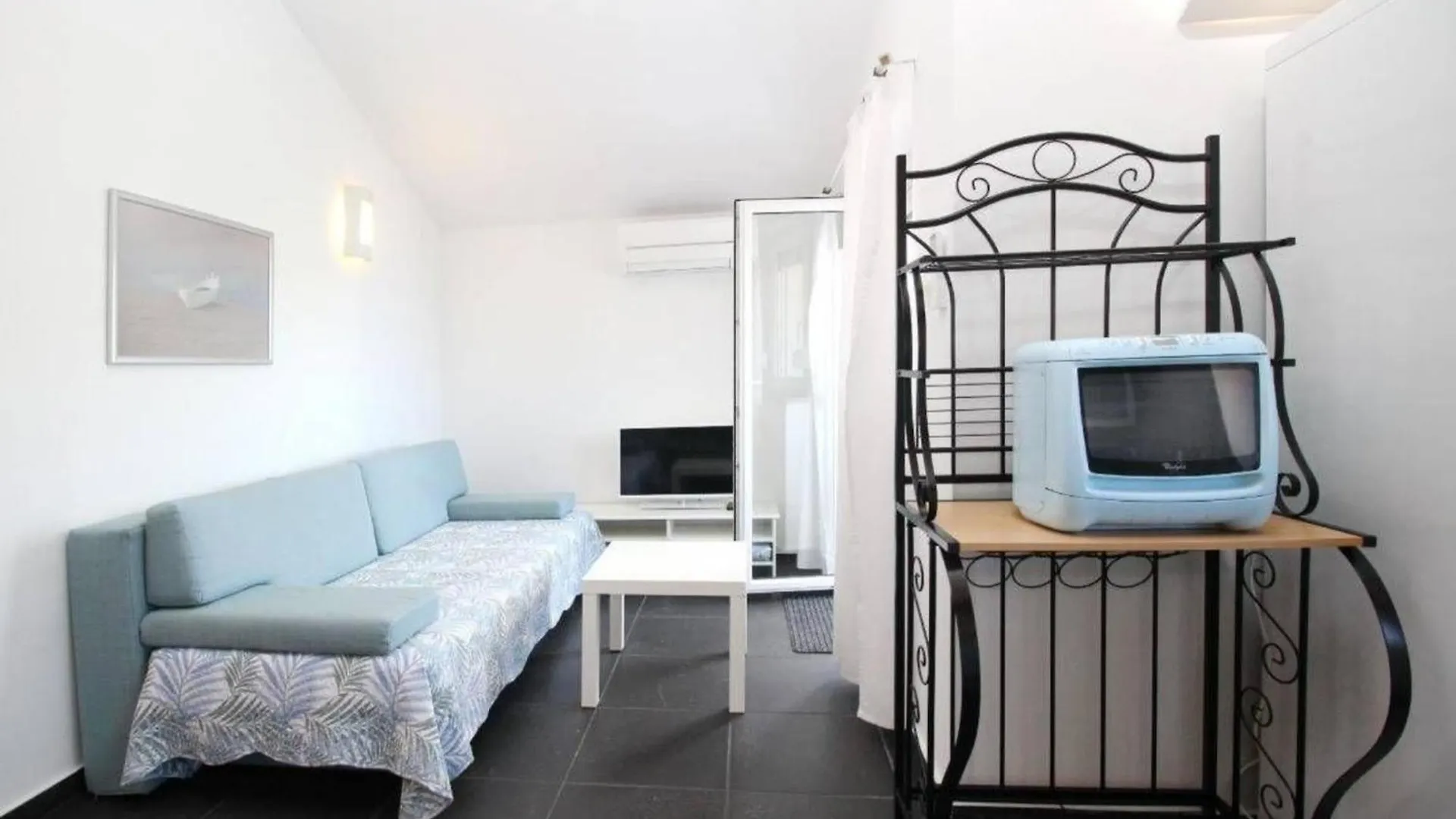 Apartment Ferienwohnung In Baska Mit Eigenem Balkon Und Meerblick - B59623