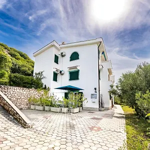 Apartament Oleander Kricin, Baška